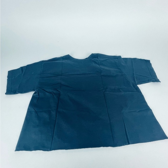 MISSGUIDED BUTTERFLY
CROPPED TEE
Black - Picture 2 of 5